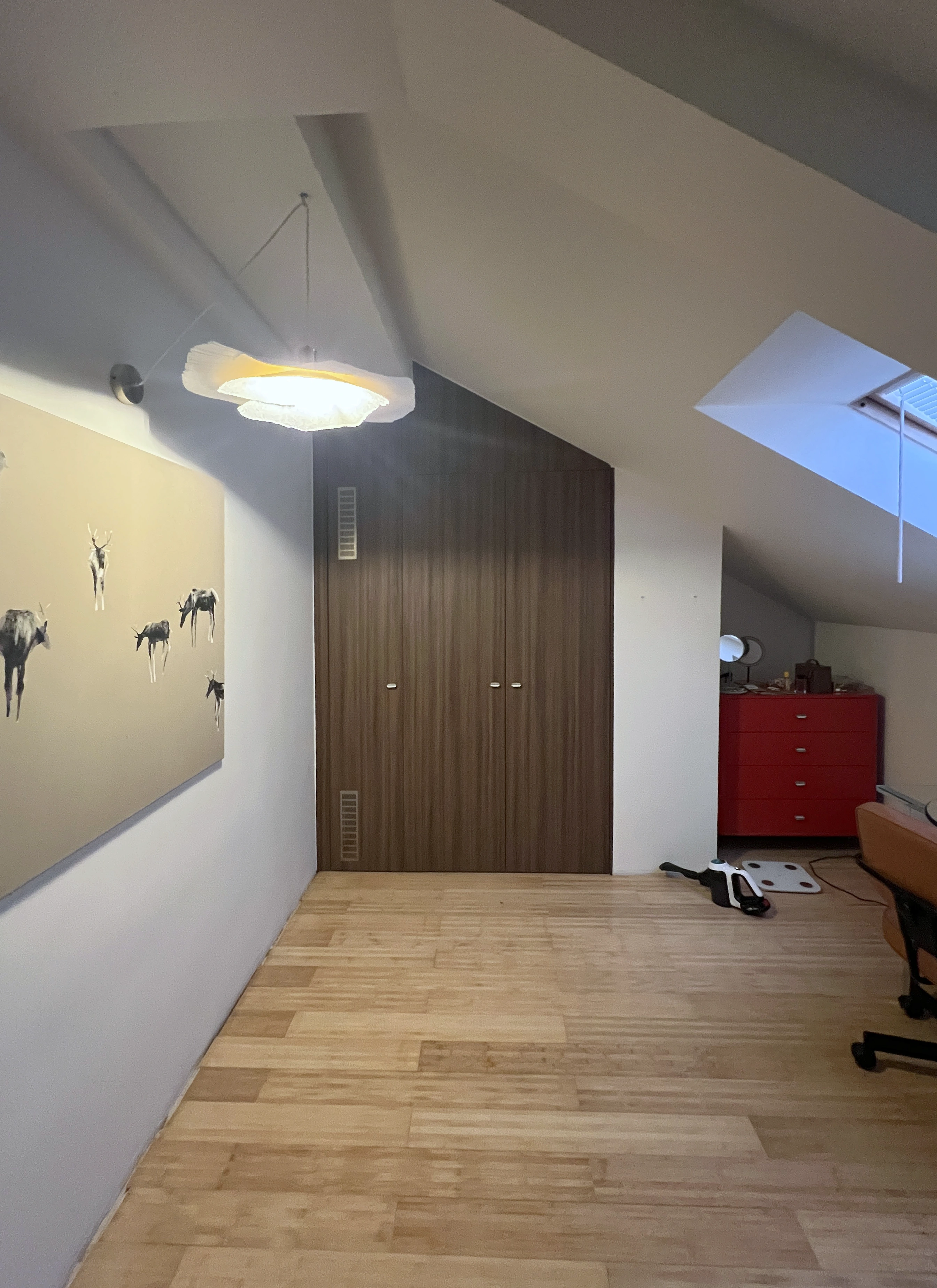 Completed furniture · General room view