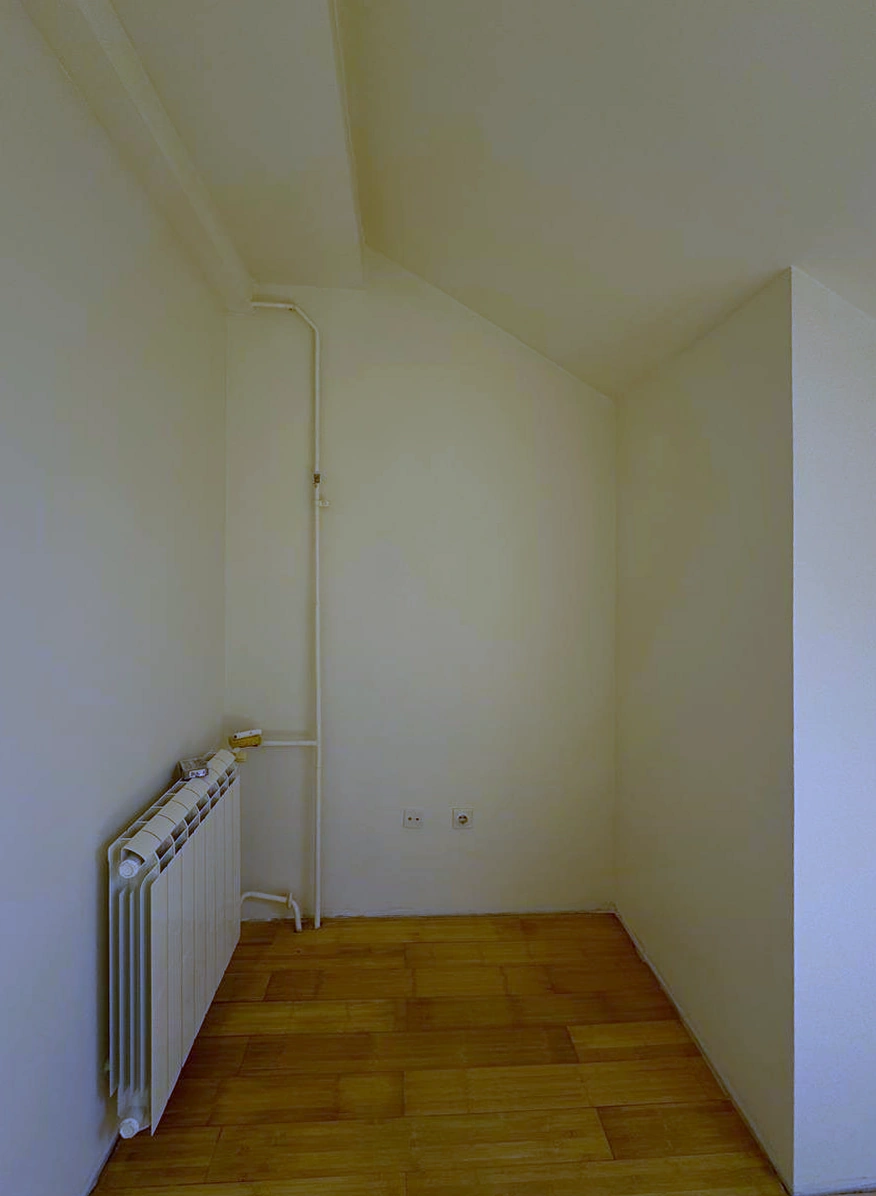 Before installation · Radiator recess